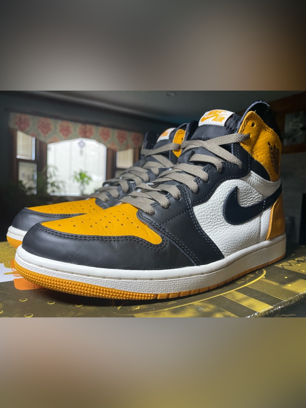 Jordan 1 Retro High Jordan 1 Retro High OG 🚖 Taxi 🚖 11M - Picture 4 of 16
